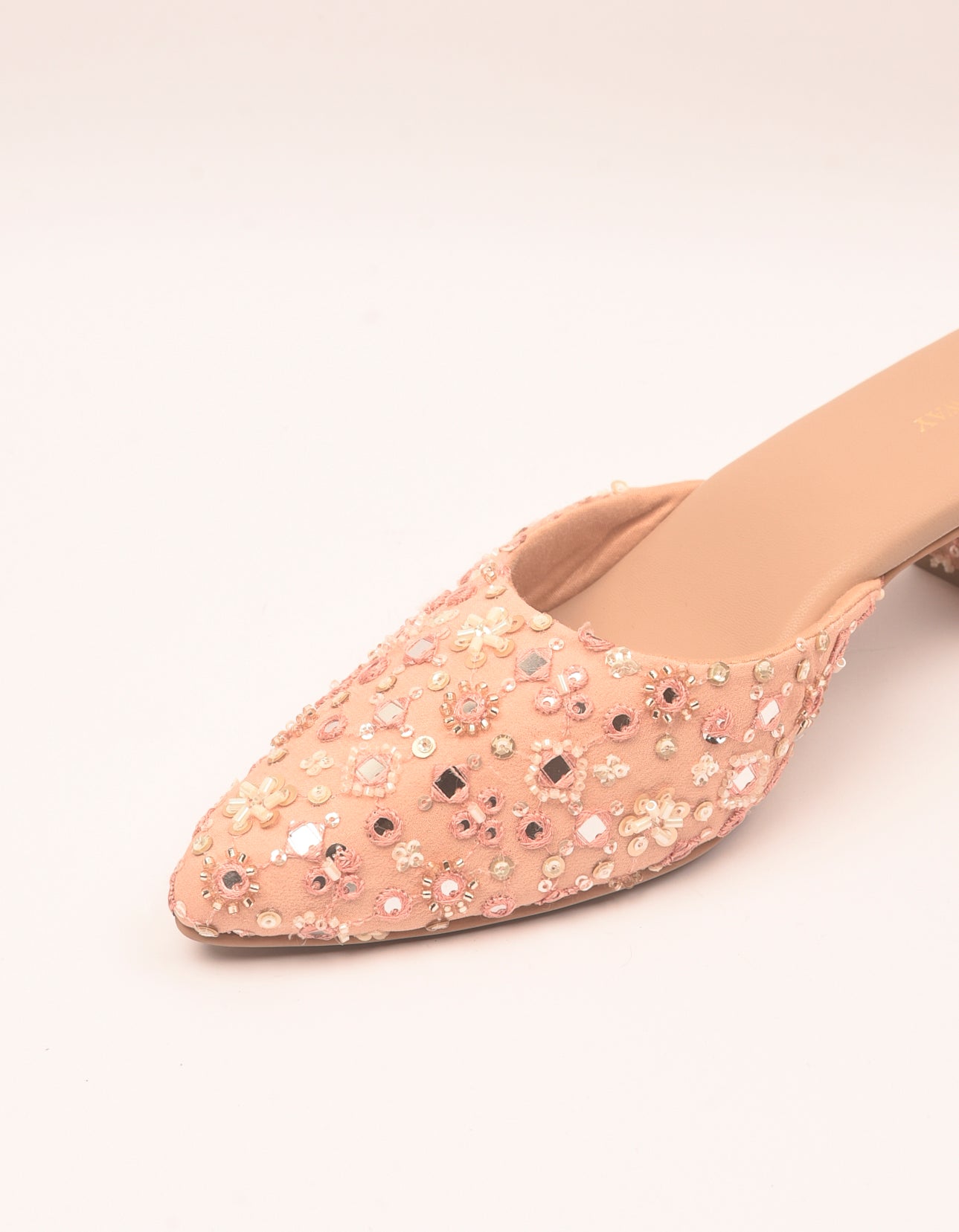 Gulnaaz Mules