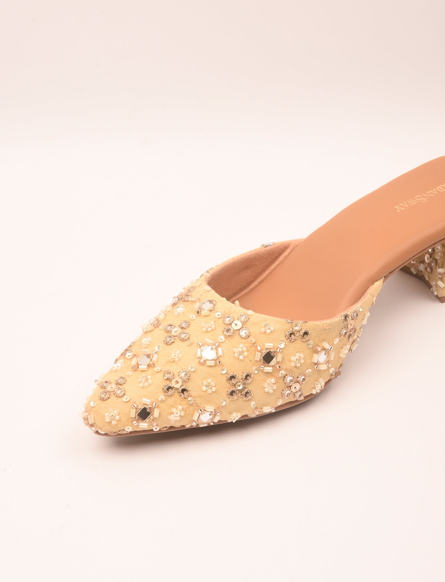 Zariyaa Mules
