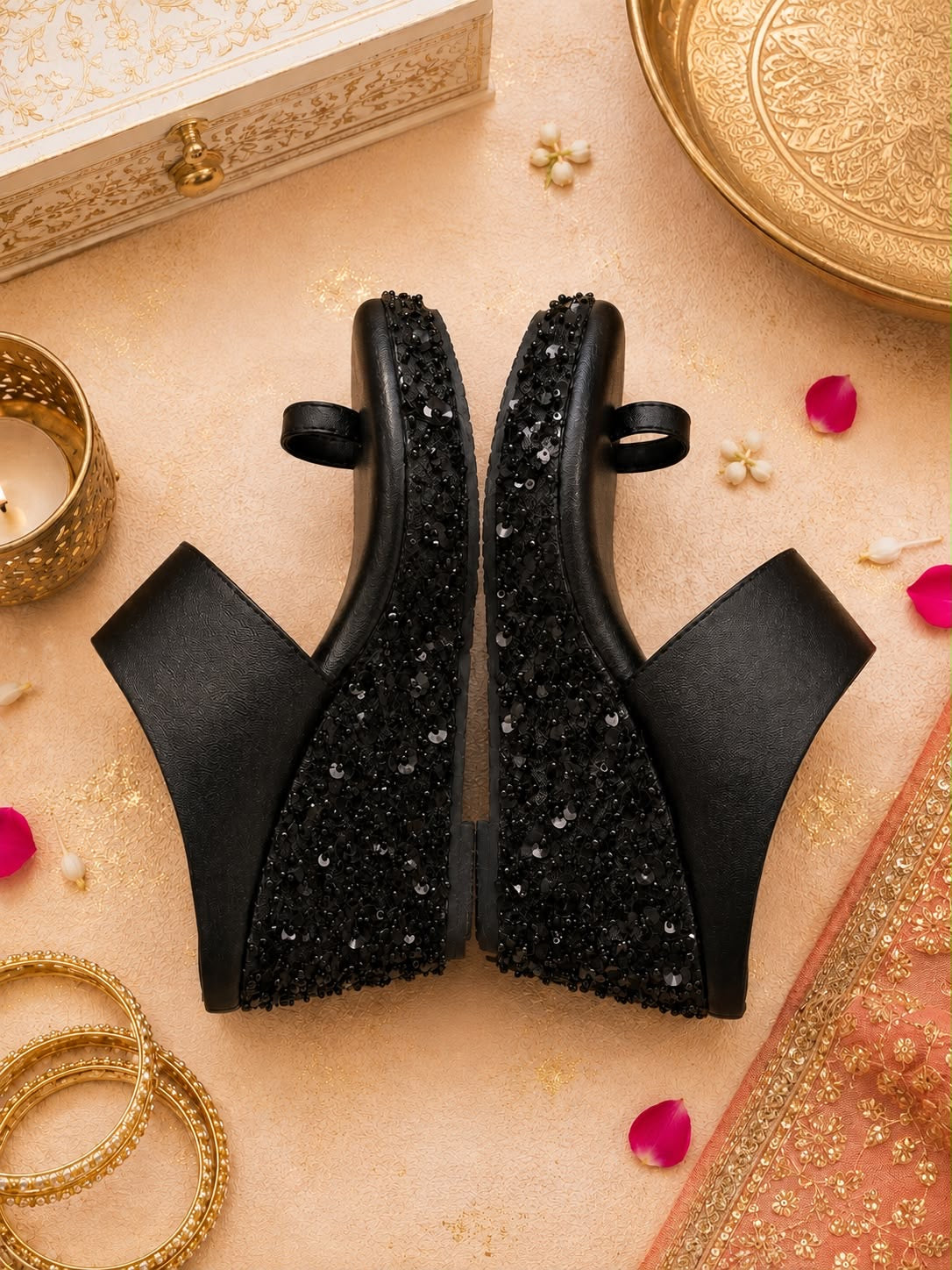 Layla Wedges