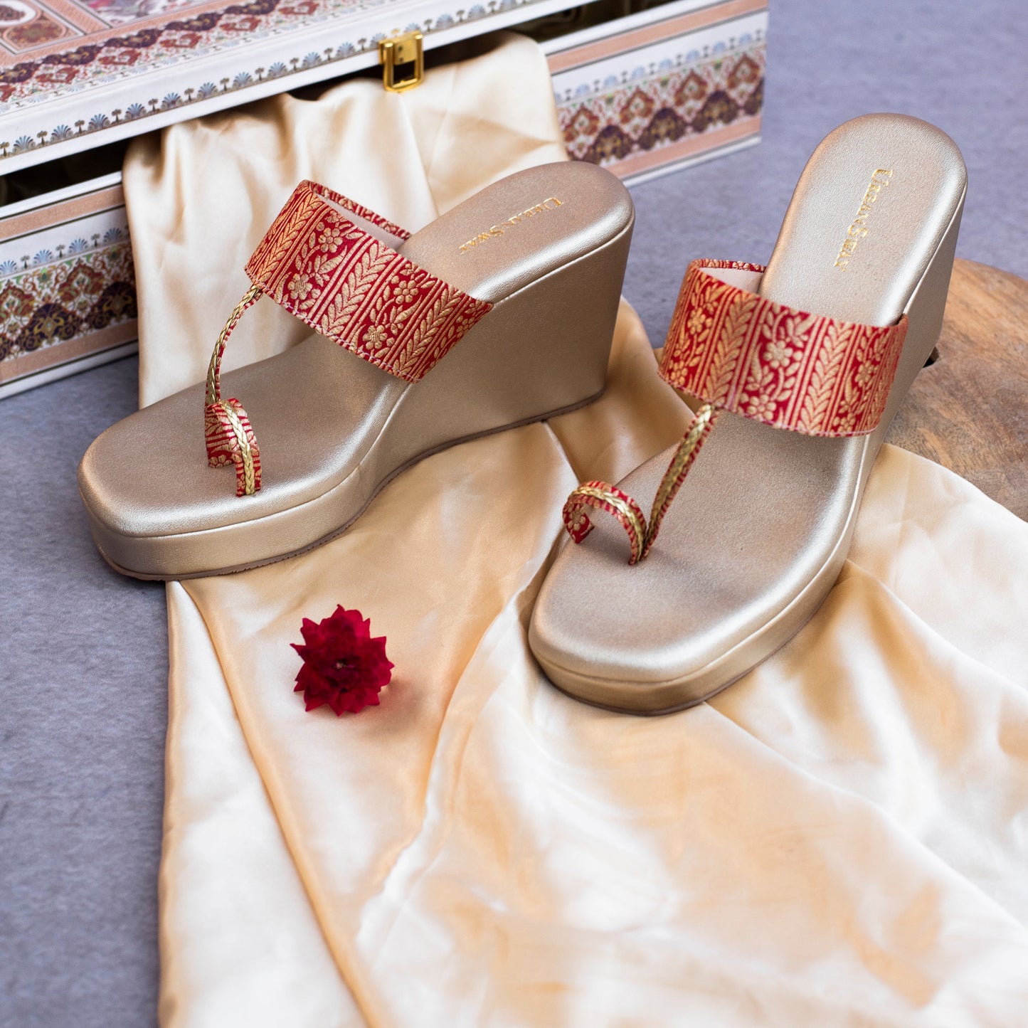 Lali Wedges